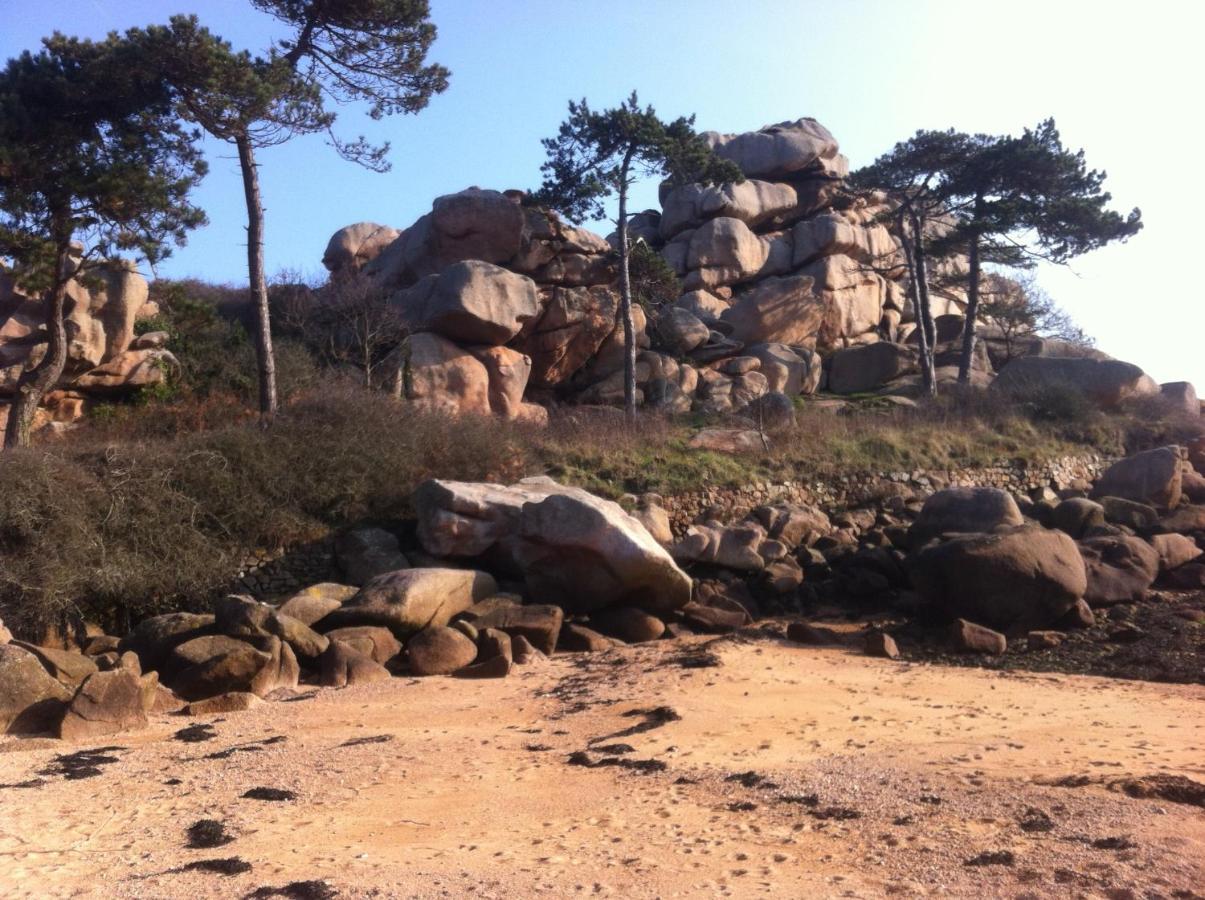 Trestraou, Cote De Granit Rose, Studio Vue Mer, Rez-De-Chaussee Perros-Guirec Buitenkant foto